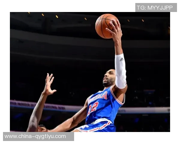 杰基杨创造历史成季后赛首位30分10助攻0失误球员